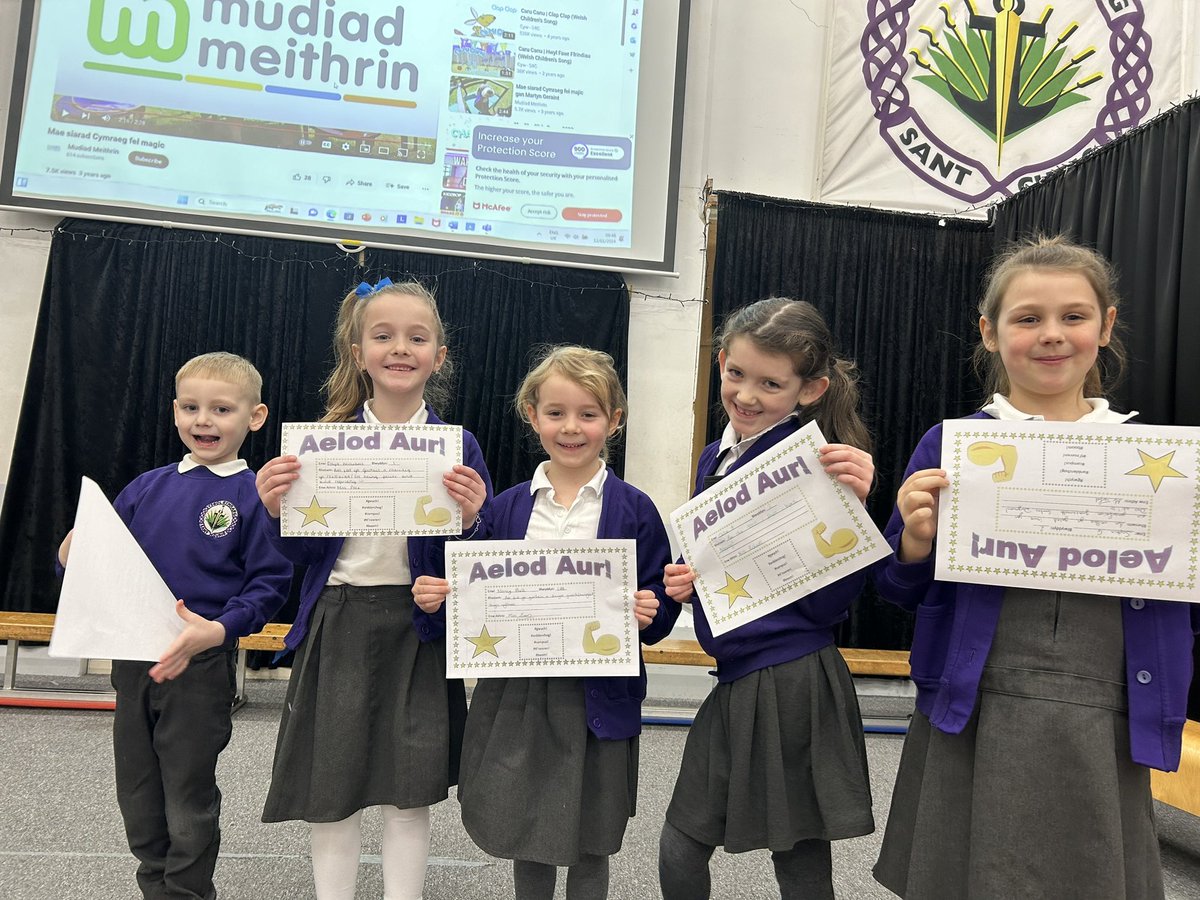 Dosbarth Derbyn tweet media