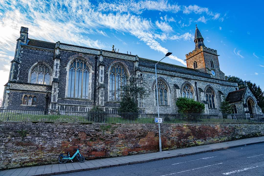 GridArt's tweet photo. St James the Great Church, East Hill #Colchester with the most amazing painted roof beams!
#colchesterlife #ColchesterHistory #colchestercity https://t.co/Il01JmZVTx