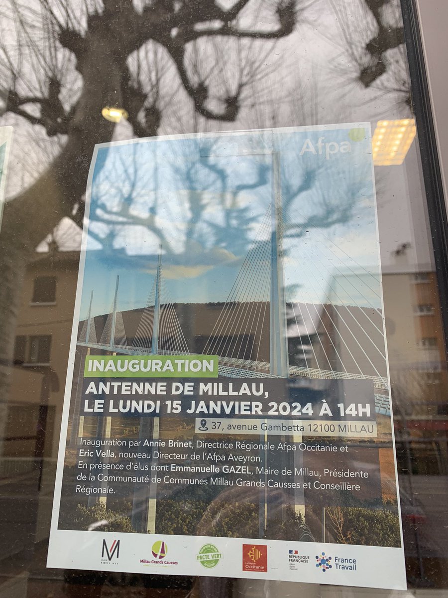 Afpa_Occitanie's tweet photo. 🎙️Aujourd’hui à #Millau inauguration de l’antenne Afpa ! Merci à tous nos partenaires et à toutes les entreprises qui ont honoré notre invitation https://t.co/P9PKu41Yib