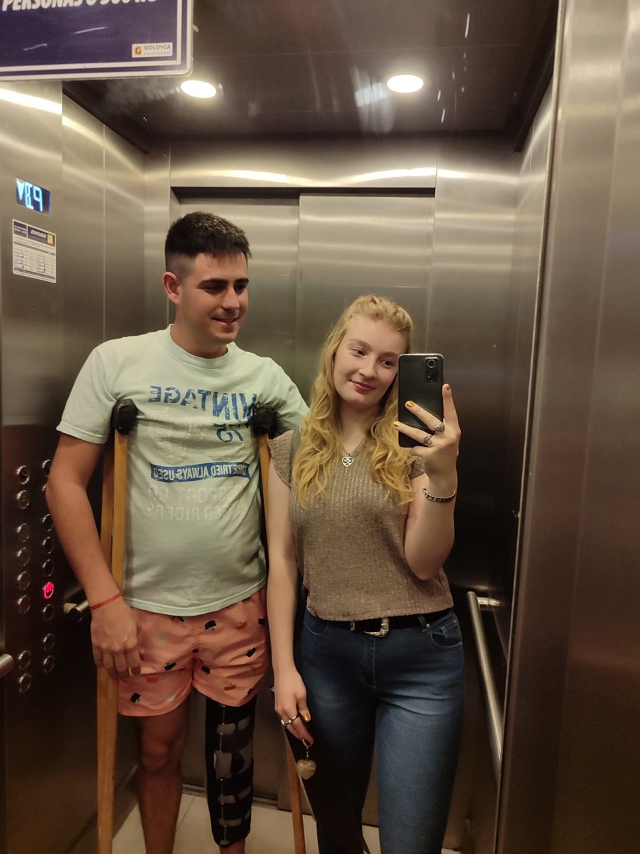 bruno_heim2013's tweet photo. Gracias por estar en este difícil momento y apoyarme en todo, te amo ❤️ @mica_winschel https://t.co/qiyhbZVFjA