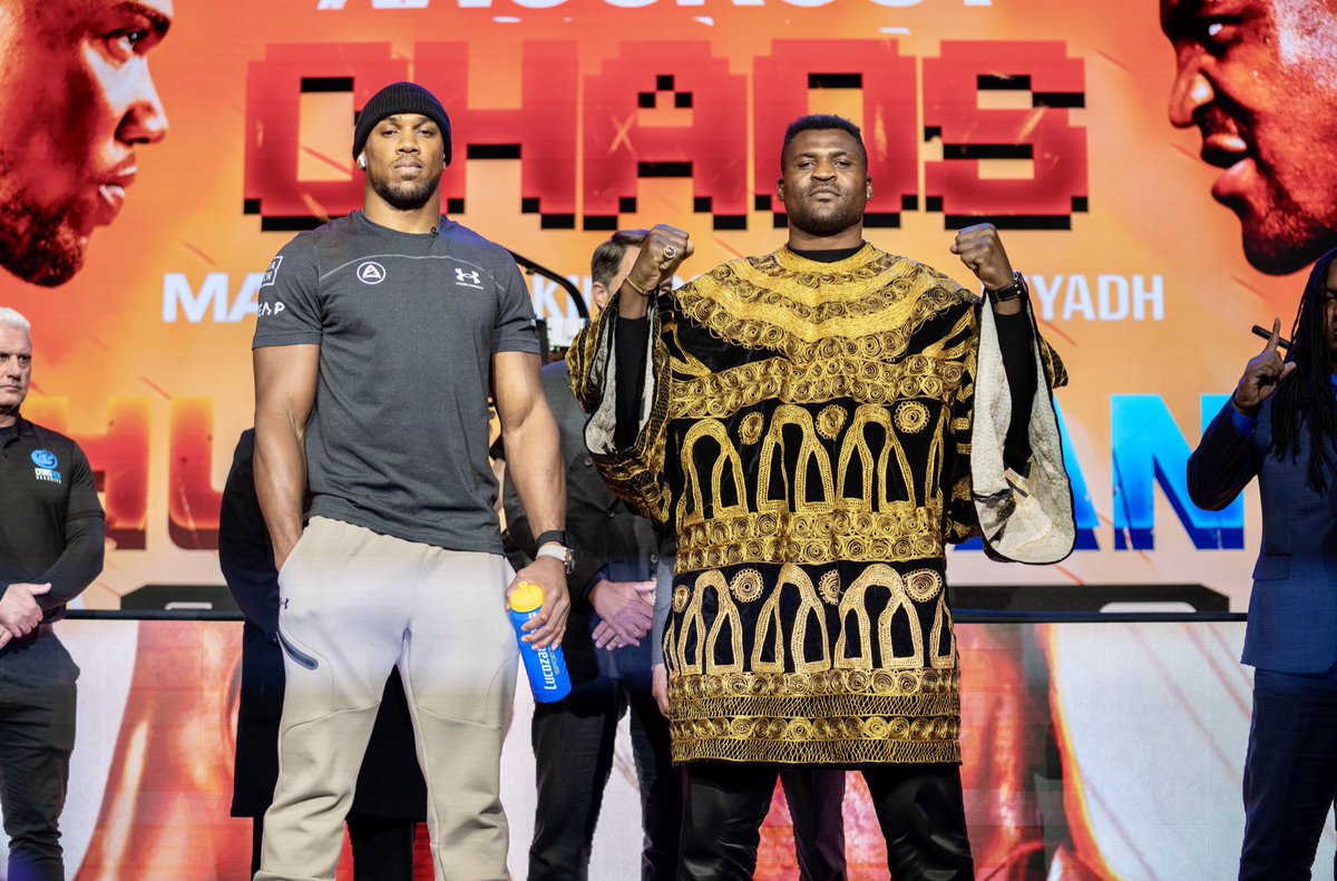 Francis Ngannou tweet media