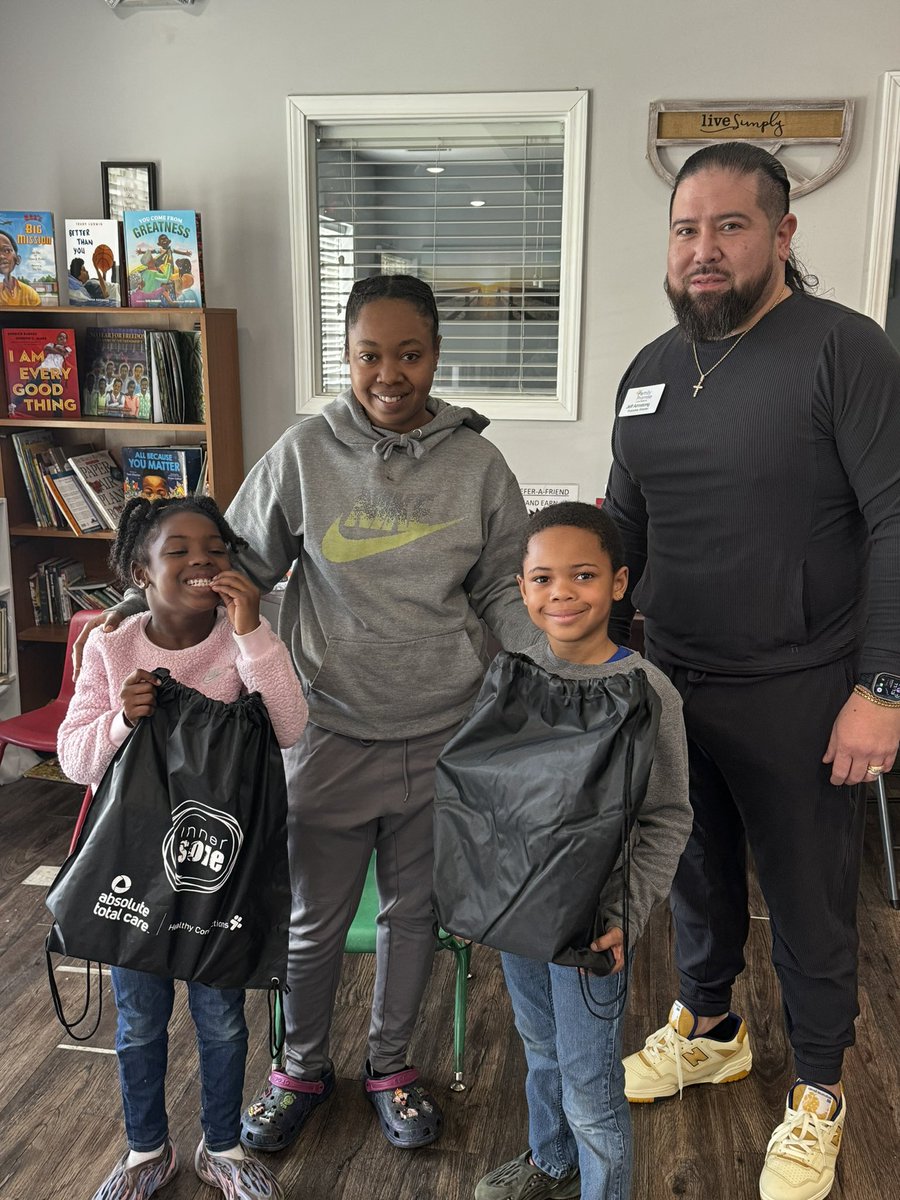 Today as we remember  Dr. King, we took some time to give back to our community and put some smiles on these faces.   Let’s all commit to making the world a better place for the next generation.  #MLKDay #service #dreammerchant  <a href="/dawnstaley/">dawnstaley</a>