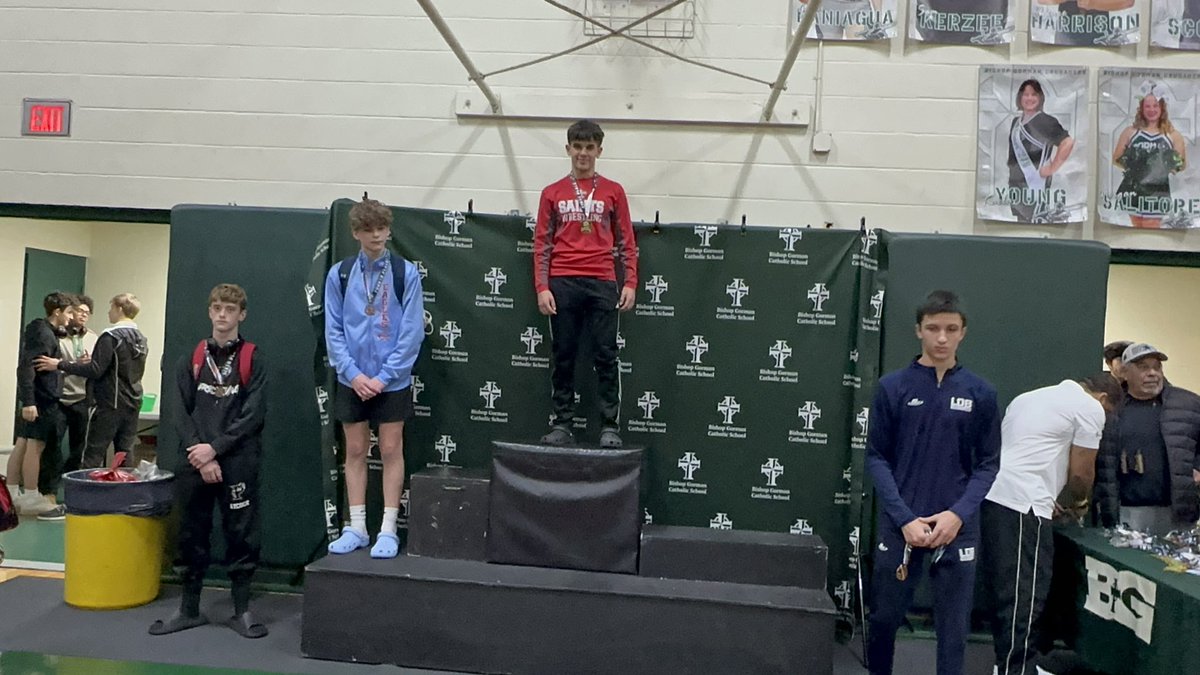 bigbossdudenmh's tweet photo. Had fun at The Ranch Varsity Invitational took 1st in the 132 weight class and was awarded The Most Outstanding Wrestler 💪🏻
Freshman/Varsity 
@FBA_Sports @FBAcademyDallas https://t.co/IC7J27pc10