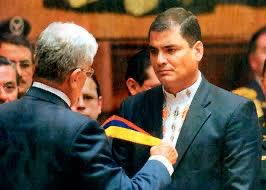 MashiRafael's tweet photo. Hoy, hace 17 años empezó formalmente la leyenda de la Revolución Ciudadana. Nostalgia cruda.
Convertimos al país en ejemplo para el mundo.
¿Cómo imaginar que un traidor iba a destruirlo todo?
¿Quién iba a pensar la destrucción total del país?
Jamás he dudado que volverán los días de gloria, pero el daño ya es inmenso, y no veré en vida a mi Patria desarrollada.😞