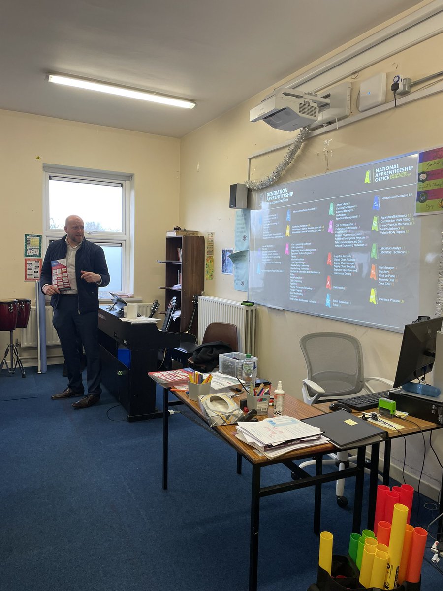 GuideGoddess's tweet photo. What’s day in @LoretoMullingar our senior cycle students enjoyed two guest speakers today. Massive thanks to @uniofgalway and Amanda and Thomas from @LWETB_FET talking all matters #generationapprentice https://t.co/rvbLoTtWaM