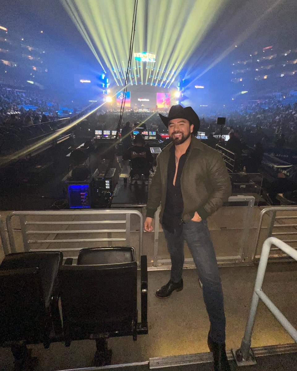 VictorUrrutia_'s tweet photo. 🤠 #Calibash @mega963fm https://t.co/pNi4jI2tmy
