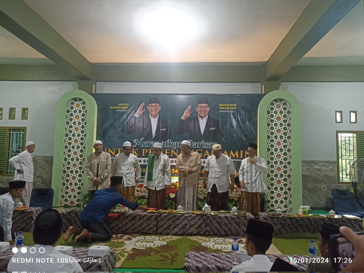 Muna7Ell's tweet photo. Semoga Bpk anis baswedan mjd pemimpin di negri ini.. 
Amin
Bersama ulama'sarang rembang Jawa Tengah
Kh. Najih Maemun
Kh. Said Abdurrohim
Kh. Minanurrohman
Kh. Muslihuddin
Kh. Faruq zaen
Yg beliau2 adlah ulama' NU LURUS https://t.co/TetsUH4xDY