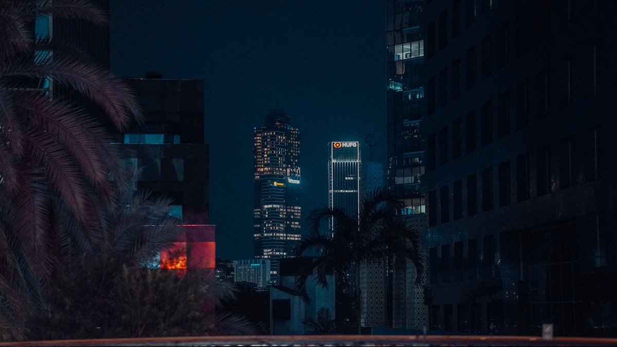 egaalice's tweet photo. Midnight City
.
.
.

#streetphotography
#streetphotographer
#nightshooters
#nightphotography
#humaninterest
#humanactivity
#motomalem
#citylight https://t.co/lu02ZFAltT