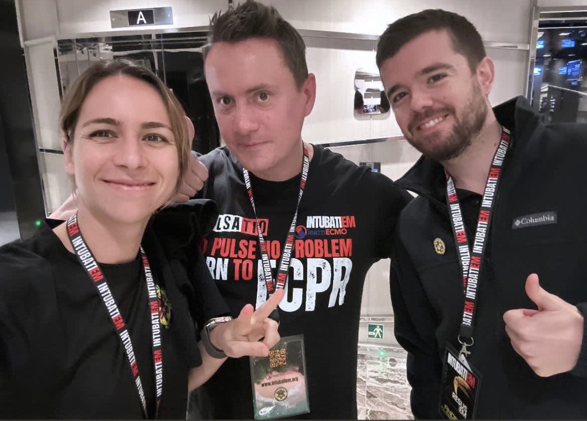 Pipes_n_pumps's tweet photo. A truly unforgettable week of sun, sea and resuscitation science! #ResusIEMCruise @airwayGladiator @intubatiem @ROScorvalhala @PrehospitalCC @Acfletch1984 #BeyondALS #CPR #ECMO #ECPR #REBOA #trauma #airway ☀️🏖️🚢 🍹 🍸 🏥 🚁 https://t.co/pwgo4QsYZw