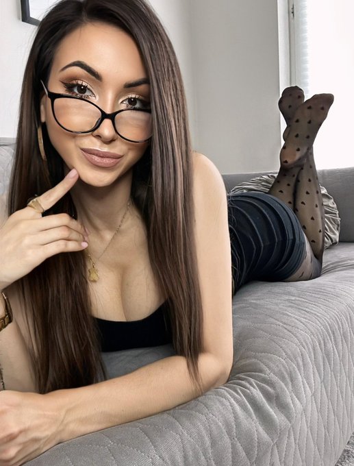 🤓 https://t.co/aji1lJUZKw