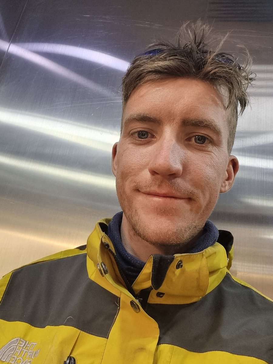 Tomás Mac an t-Saoir tweet media