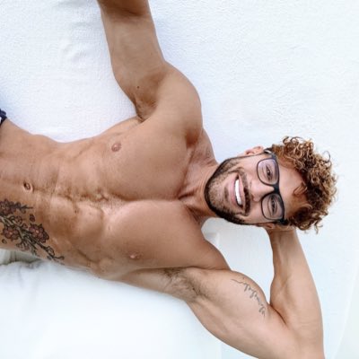 frarido's tweet photo. #NuovaFotoProfilo https://t.co/hX1TgxRq8X