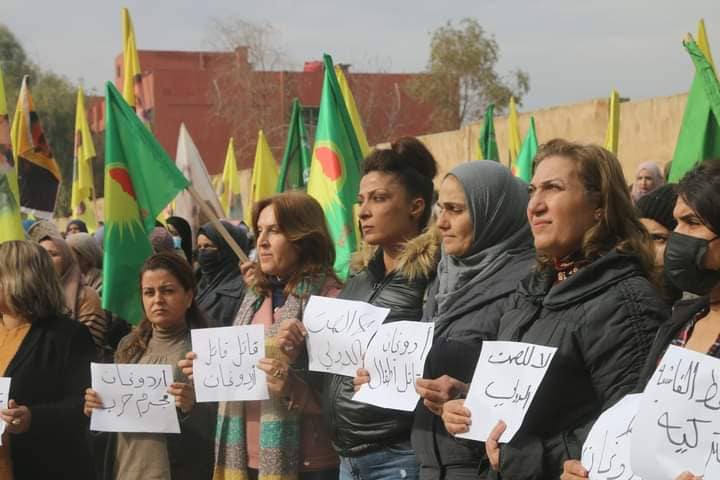 starkongra1's tweet photo. #الحسكة
مؤتمر ستار ينظم مسيرة شعبية حاشدة في مدينة الحسكة ضد هجمات جيش الإحتلال التركي على مناطق شمال و شرق سوريا. https://t.co/GXc0E4VZpq