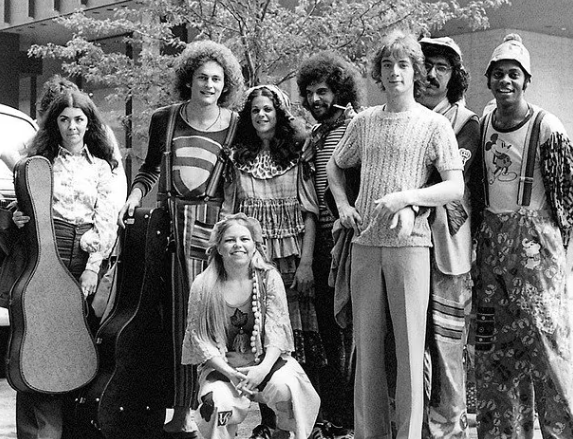 CraigBaird's tweet photo. On June 1, 1972, Godspell opened at the Royal Alexandra Theatre in Toronto.

The cast for that production was filled with unknown actors who would change comedy & entertainment forever.

This is the story of that group!

Before Godspell began its Toronto run, it was an off-Broadway hit that had been performed in Australia and England. In each place that the production was performed, it was a new group of actors cast. 

An open casting call was put out in Toronto for the run in the city and a bunch of 20-something young actors decided to audition. 

It was expected the production would run for six weeks. It ended up running for 60.
No one knew it at the time, but the cast would change entertainment and comedy forever. 

Among the actors cast were Eugene Levy, Jayne Eastwood, Gilda Radner, Victor Garber, Howard Shore, Paul Shaffer, Martin Short and Andrea Martin. 

That group of actors went on to win many Emmys, three Tony Awards, four Order of Canadas and three Academy Awards. 

For Martin Short, it was the first show he did out of high school. It was also where he met his future wife Nancy Dolman. 
It was Eugene Levy who introduced Martin Short to Andrea Martin there. All three went on to act in SCTV.

Levy suggested Godspell to Short after Short decided to give himself one year to try acting after graduating with a degree in social work. 

Paul Shaffer was the musical director and it was his first shot in show business. 

Later, Dave Thomas, also of SCTV, joined Godspell. 

The show played at the Royal Alexandra Theatre until Sept. 3, 1972 when it moved to the Bayview Playhouse. The show eventually closed on Aug. 12, 1973 after 488 performances. That was a record number of performances for Toronto at the time. 

📸Stéphane Carret

If you enjoy my Canadian history content, you can support my work with a donation at https://t.co/u12Dmz8vKv