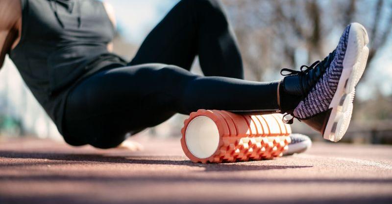 Fascia Training may help you live with Less Pain

This pliable web of tissue also plays an important role in proprioception — the body’s ability to sense movement, action and location — and thus helps with coordination. 
cnn.com/2023/09/05/hea…

#fascia #fitness #aging