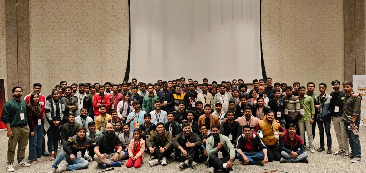 ManasSi89176507's tweet image. Exciting sneak peek at the Iqoo Neo 9 Pro in Kolkata! 📱🔍 Got a firsthand look at its features and performance. Stay tuned for the full review! #IqooNeo9Pro #TechPreview #KolkataEvent