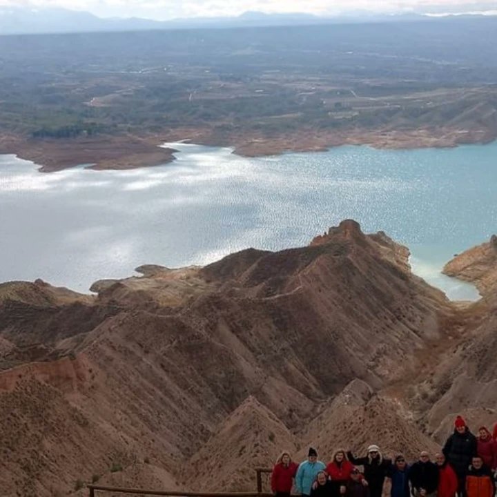 greenwalkES's tweet photo. Comenzamos el año con un grupo fabuloso desde Valladolid. 😀
Amantes de la #geologia 😍⚒ disfrutamos y exploraron diferentes LIGs del #geoparque. Lo pasamos en grande ‼️
Gracias por elegirnos!!!!
We start the year with a fantastic friends from Valladolid. Geology lovers 🙂 https://t.co/Gn5Hqfap1G