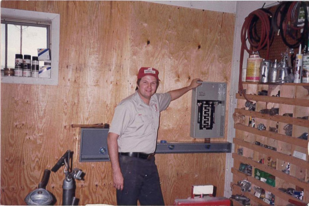 ThreeRiversFSCo's tweet photo. Help us in congratulating recent retiree, Dan Steffen after being a part of the Three Rivers FS team for 41 years!!👏

On behalf of the company, we want to thank Dan for his dedicated service, a congratulations on a successful 41 years and well wishes on a healthy retirement! https://t.co/eR13xUvB9i