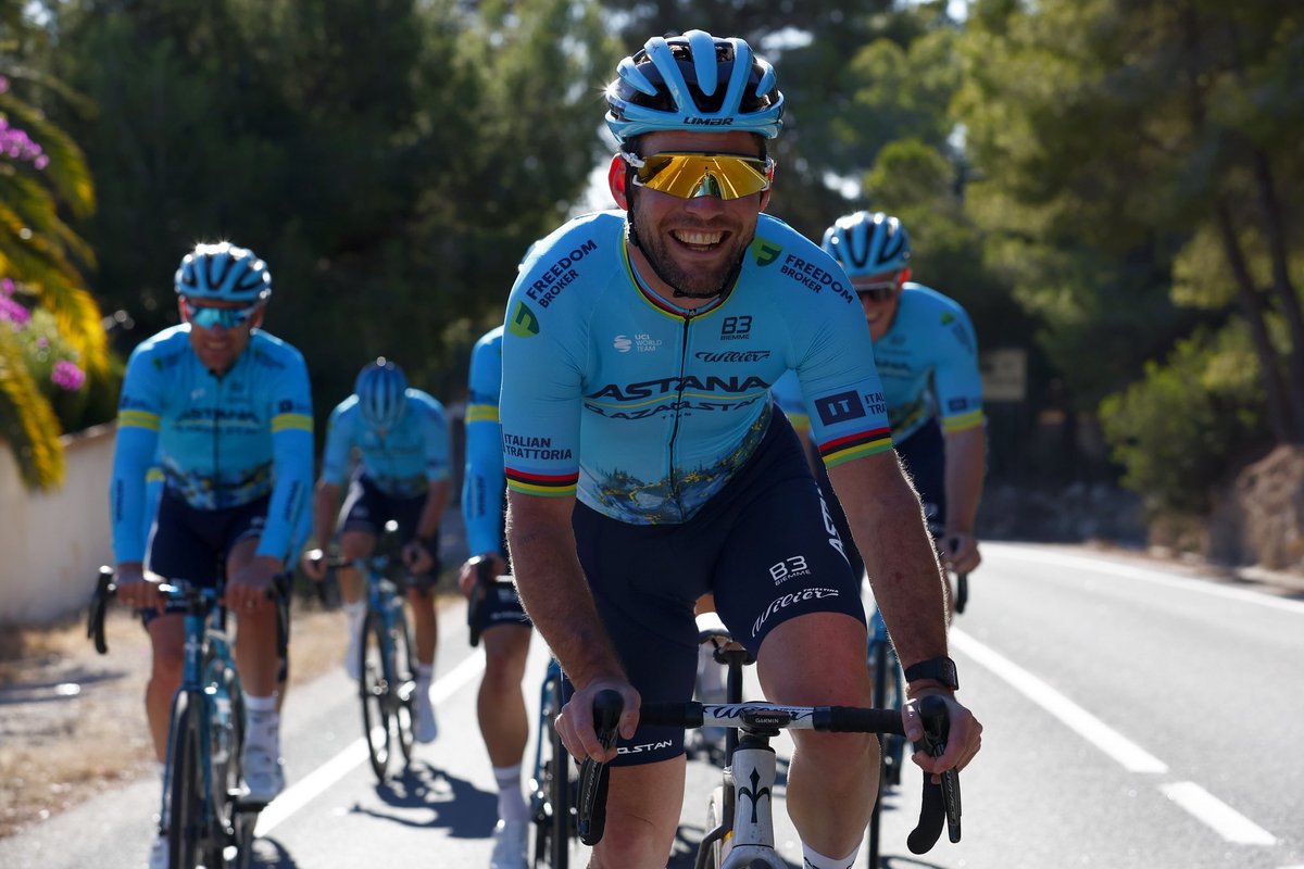 mundociclistico's tweet photo. #TourColombia2024 | ๐จ๐ด๐ดโโ๏ธ๐ ๐จ๐ดEl Tour Colombia 2024 estarรก engalanado con grandes sprinters del pelotรณn internacional๐๐ดโโ๏ธ ๐๐จ๐ด๐๐
#ElPortalDelCiclismo #SprinterColombianos #Ciclismo #CiclismoColombiano #TourColombia24 @fedeciclismocol @TourColombiaUCI
https://t.co/osswb3cFCq https://t.co/KP5VThfPFx