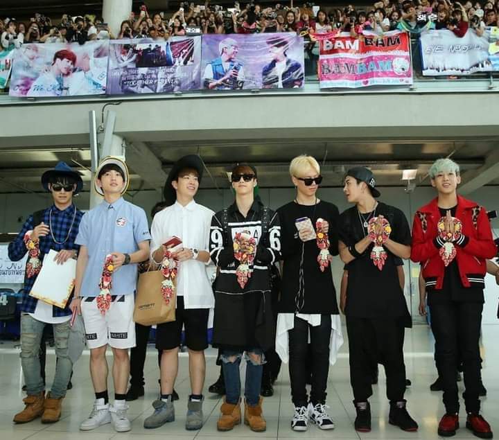 MummyYJS's tweet photo. ขอบคุณที่เกิดมาให้รัก ขอบคุณที่เติบโตมาอย่างดี จะเป็นกำลังใจและSupportพวกหนูเสมอนะคนเก่ง ไม่ว่าจะเมนคัยก้อรักทุกคนคับ Love you Got7 #Got7forever 💚

PAGE TEN WITH GOT7 #ADecadeWithGOT7 #갓세븐_십년째무대뿌셔 #GOT7 @GOT7

@Isabelle_333CYJ 
@seenbpt_95 
@LJB_DefSoul https://t.co/zv0FswUKmG