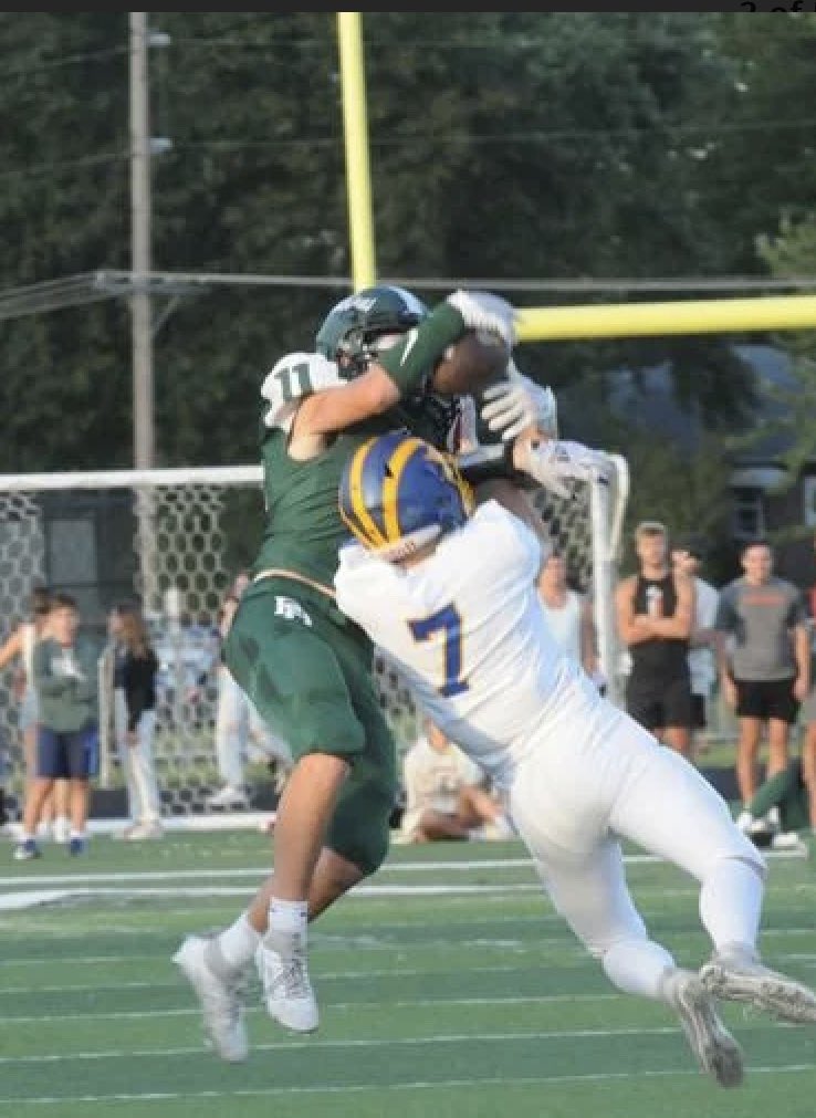Clinton Miller (@clintmiller_22) on Twitter photo After a great at visit at Trine university and a great talk with Cullen this weekend I’m excited to announce my first official offer!! <a href="/TrineThunderFB/">Trine Thunder FB</a> @CoachBCullen <a href="/PendletonHtsFB/">Pendleton Heights Arabian Football</a> <a href="/PHHSAthletics/">Arabians Athletics</a> After a great at visit at Trine university and a great talk with Cullen this weekend I’m excited to announce my first official offer!! <a href="/TrineThunderFB/">Trine Thunder FB</a> @CoachBCullen <a href="/PendletonHtsFB/">Pendleton Heights Arabian Football</a> <a href="/PHHSAthletics/">Arabians Athletics</a>