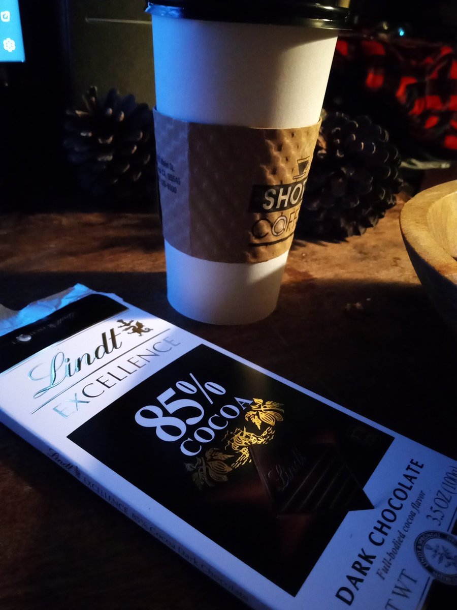ZackBennettCEO's tweet photo. Been enjoying dark chocolate with my morning coffee's lately. #coffee #treat #zackbennett https://t.co/aUocrfSxv4