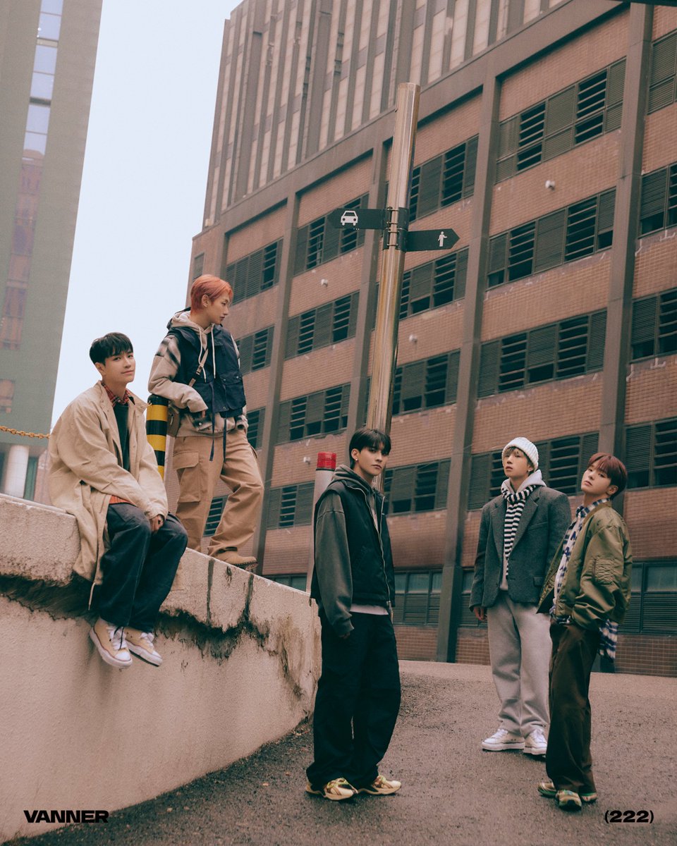 VannerOfficial's tweet photo. VANNER(배너) 2ND MINI ALBUM
[CAPTURE THE FLAG]

Concept Photo #1 #VOYAGE_OF_VICTORY

🎧2024.01.30 6PM (KST)

#VANNER #배너
#CAPTURE_THE_FLAG #JACKPOT
#20240130_6PM https://t.co/4DbKNJA2Oy