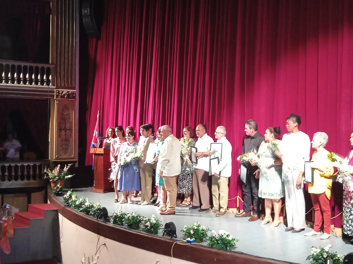 Son reconocidas  en el Acto Nacional por el Día de la Ciencia Cubana las provincias desatadas y en especial nuestro #CienfuegosEncanta, la Perla de Cuba #Felicidades #CienfuegosXMásVictorias