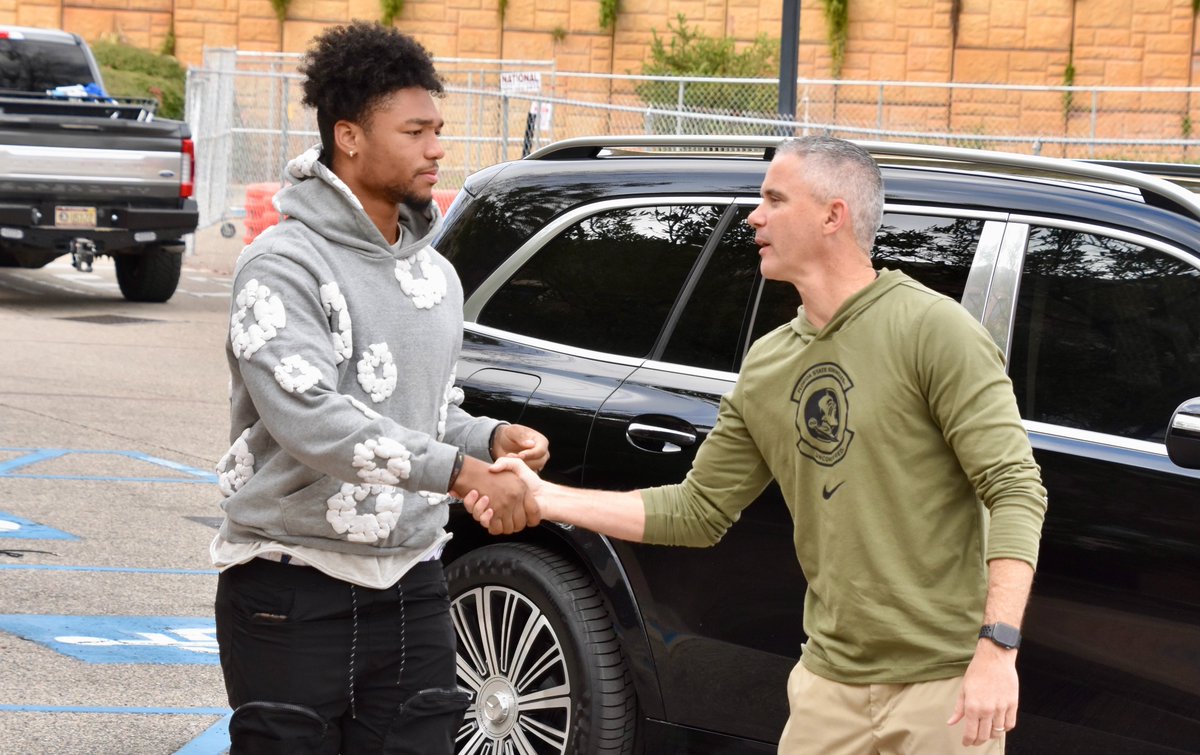 BSonnone's tweet photo. Alabama LB transfer Shawn Murphy is currently visit FSU 

👀👀👀 

More details on the former Top 150 prospect and his FSU visit:
https://t.co/u5LFhhRGlO https://t.co/D7TDKz46SC
