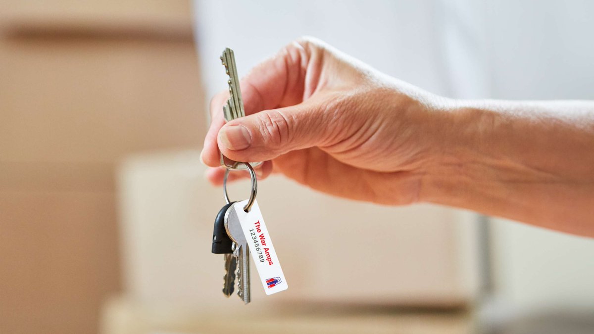 TheWarAmps's tweet image. Have you ever lost your keys? 🔑😥

The War Amps Key Tag Service has been reuniting Canadians with their lost keys for over 75 years, and 2024 key tags are on their way to households in British Columbia this week!

Learn more: waramps.ca/ways-we-help/k… 

#FreeServive #KeyTags #BC