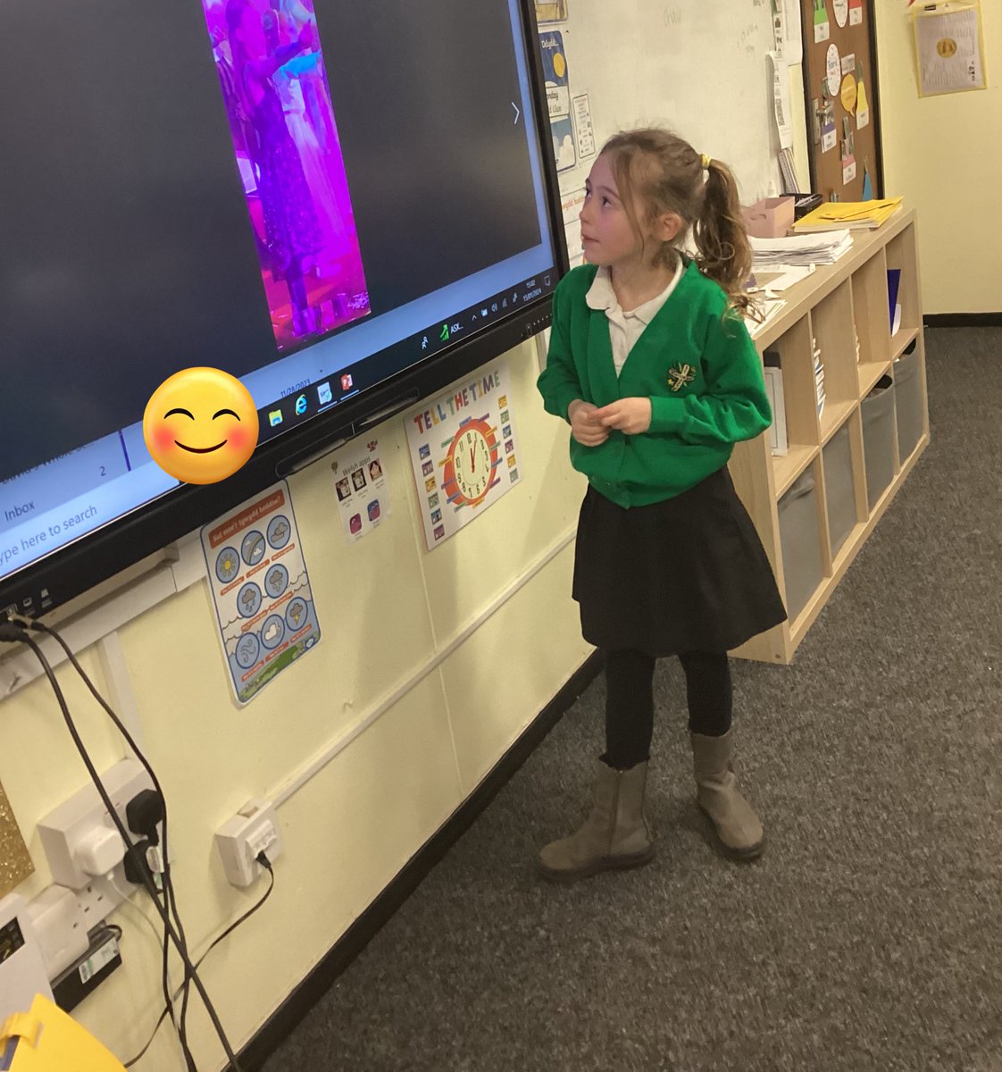 StDavidsCiWPrm's tweet photo. Da iawn to our Dosbarth Severn superstar who took part in the Pantomime over the Christmas holidays!π #stdavidsciw #stdavidsdosbarthsevern #stdavidsexpressivearts https://t.co/yO6yYopars
