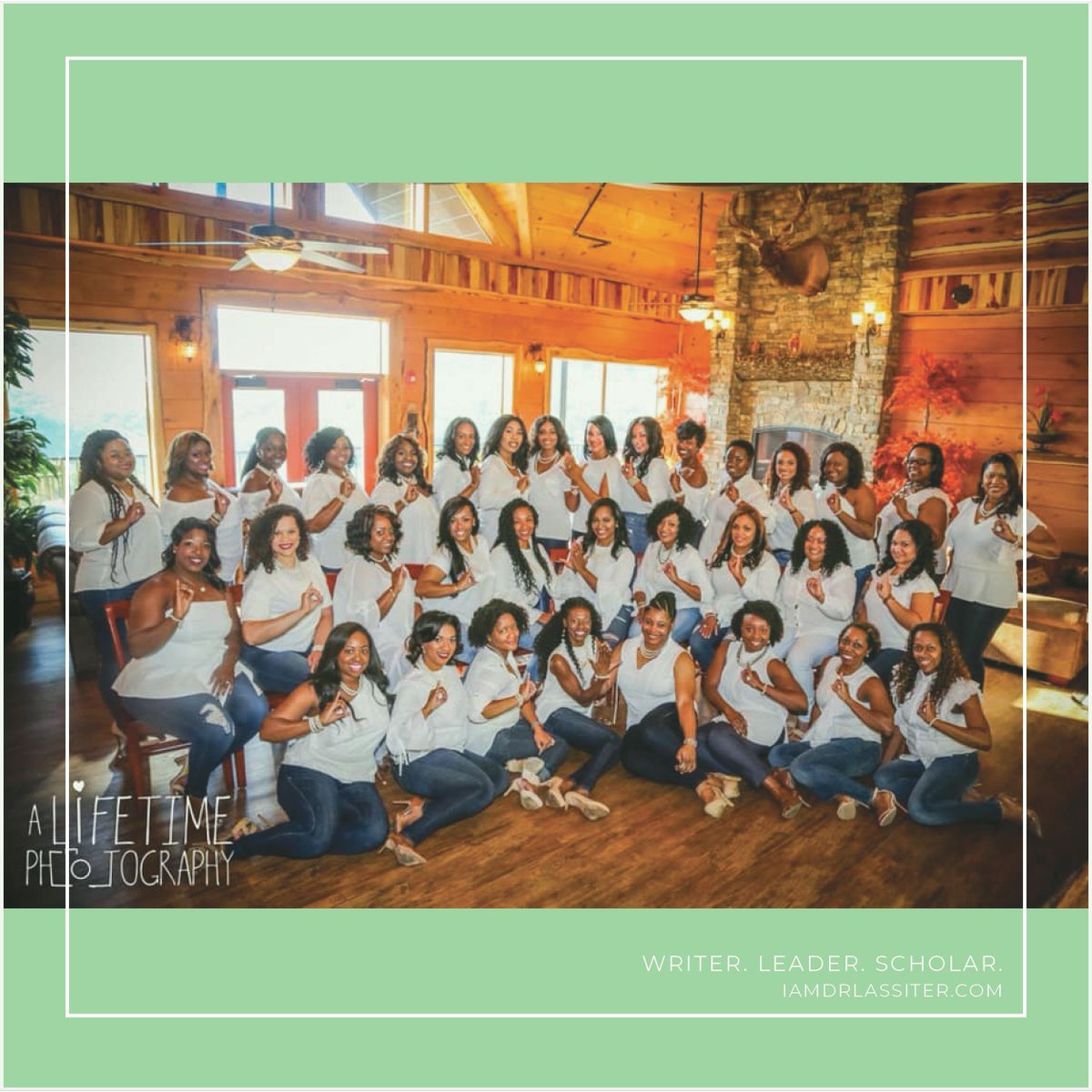 iamdrlassiter's tweet photo. 🩷In 1908, at Howard U, was the start of something totally new. 

💚A league of women with style and grace dedicated to serving the human race. 

🩷Happy Founders' Day, sorors! 💚

#IYKYK #1908 #AKAFoundersDay #116 #twentypearls #thefirstblacksorority #pinkandgreen #IKmade https://t.co/BiK5CQda5o