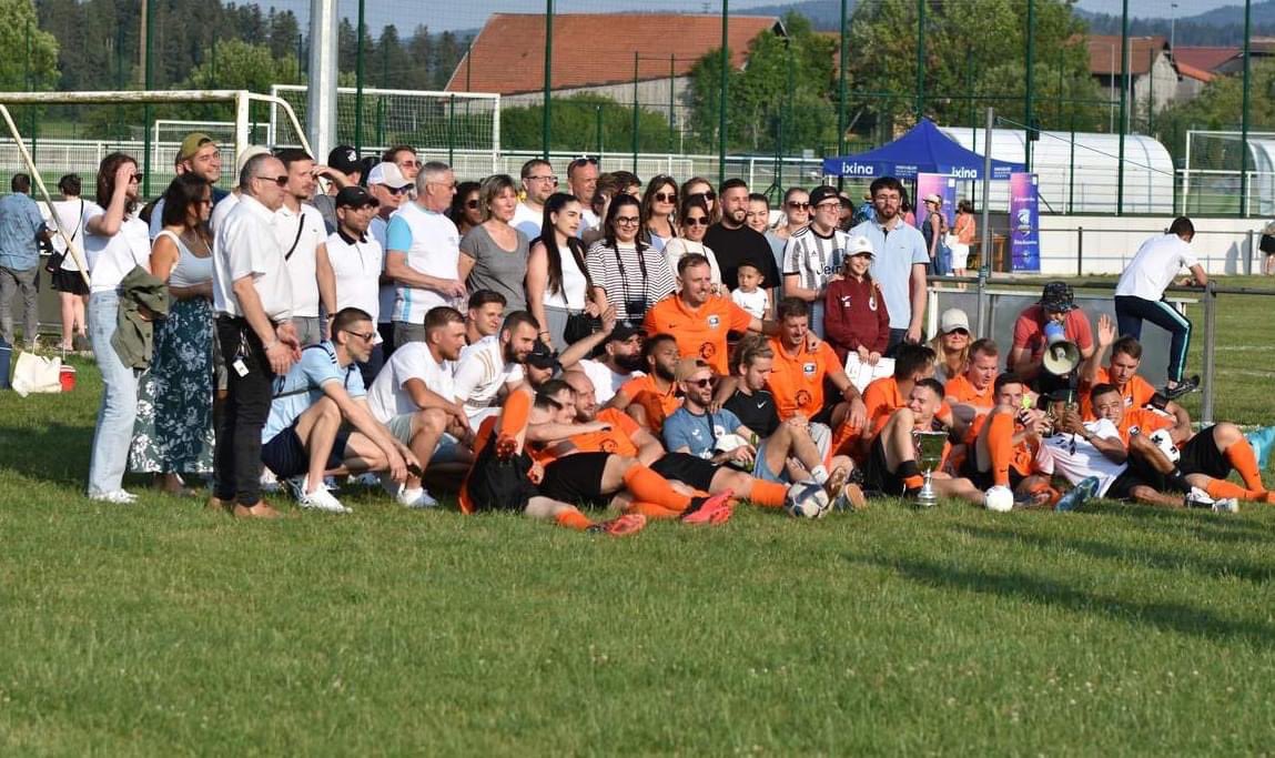 SportingClubBes's tweet photo. Notre coupe 🫶🏼🫶🏼 https://t.co/3lTw0QGrgg