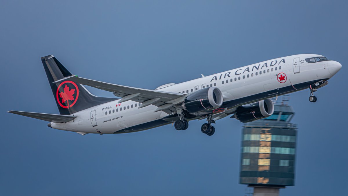 AirborneYVR's tweet photo. 🇨🇦 @AirCanada 
✈️ @Boeing 737-8 Max
📄 C-FSIL
📍 @YvrAirport
.
.
#YVR #avgeek #aviation #aviationlovers #aviationphotography #aviationdaily #planespotter #planespotting #photography #boeing #airbus #aircanada https://t.co/6AVl3jwnm2