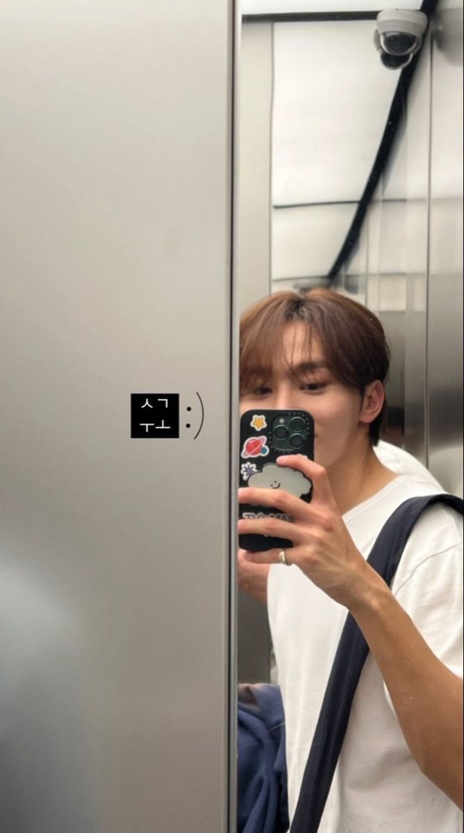 kxradesu's tweet photo. parabéns meu filho, tmj, te amo dms, obg por estar cmg nos momentos difíceis 👍 
#BOOday #SEUNGKWAN @pledis_17 https://t.co/WlUXm2cNAO