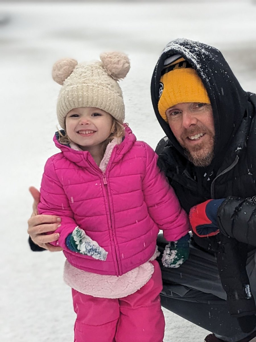 AuthorMrJ's tweet photo. Fun in the snow with my Boogie! #PappyTime https://t.co/11ISgtU7Bf
