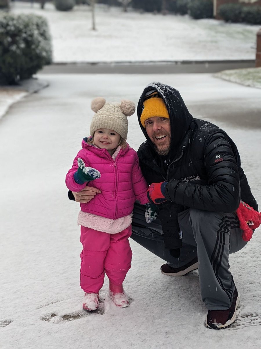 AuthorMrJ's tweet photo. Fun in the snow with my Boogie! #PappyTime https://t.co/11ISgtU7Bf