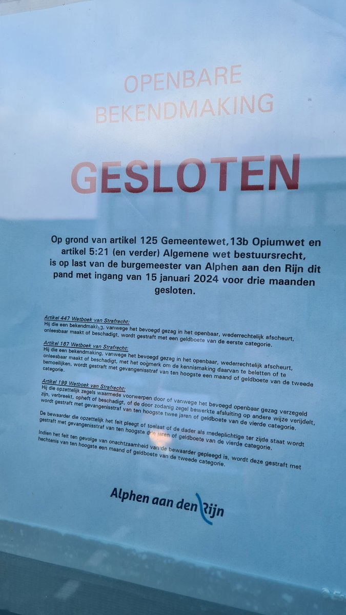 POL_handel_alph's tweet photo. Bedrijfspand #Titaniumweg #Alphen betrokken bij drugshandel. Bij controle diverse spullen in beslaggenomen, waarna het pand op last van de #burgemeester voor 3 maanden is gesloten. Onderzoek loopt door. https://t.co/YDcgua7wxj