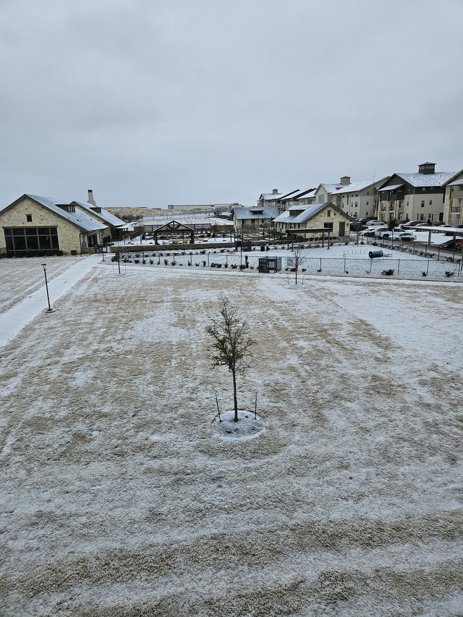 kwade1120's tweet photo. @wfaaweather Fort Worth https://t.co/Ck6dvMkuQN