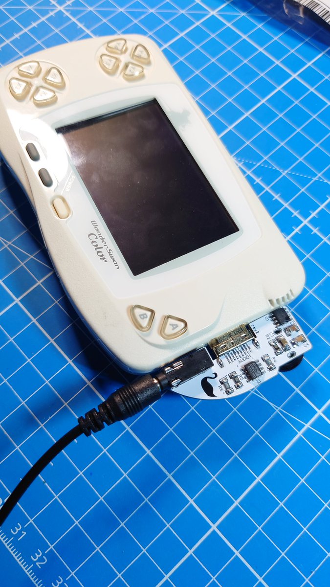 handheldgameplr's tweet image. Our WonderSwan Color has an audio jack now! Thus re-introducing it to the line-up 🤘
#wonderswan