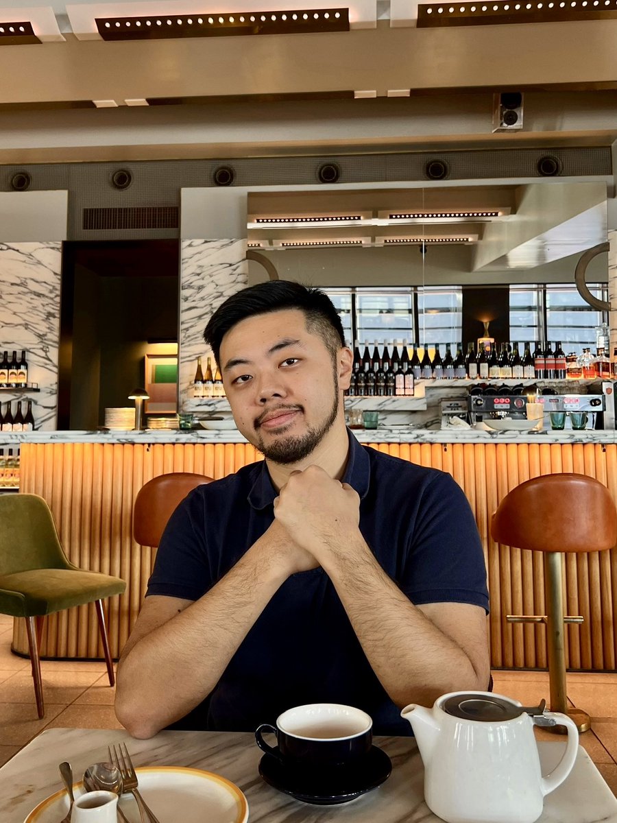 tontonus's tweet photo. 🧔🏻 https://t.co/W3vXEbO6vQ