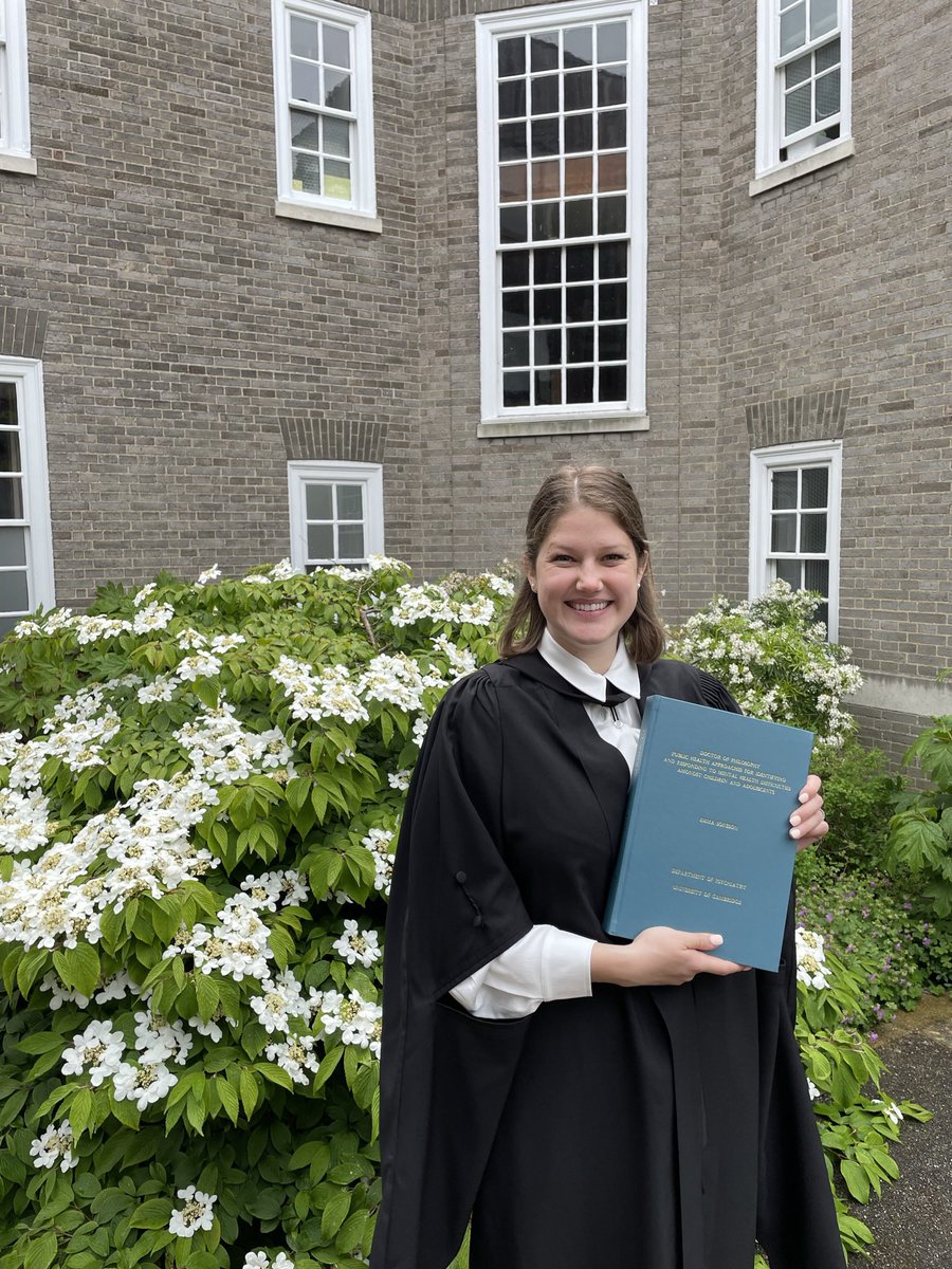 Grateful beyond measure to have been awarded the Milo Keynes Prize for Outstanding Dissertation from the <a href="/Cambridge_Uni/">Cambridge University</a> School of Clinical Medicine! 

Thank you to the world’s most wonderful super-/advisors Prof Peter Jones, <a href="/minafazeloxford/">Mina Fazel</a>, <a href="/emmahowarth100/">Emma Howarth</a> &amp; <a href="/SimonWhite83/">Simon White #FBPE</a>…