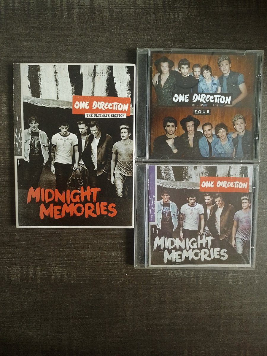 folkorange's tweet photo. oii pessoal, estou vendendo esses cds do one direction e justin bieber com frete grátis dependendo do seu estado!! tenho avaliação de vendas aqui no meus rts e no insta (cds.mania)

se puder me ajudar com rt eu ficaria muito grataaa, muito obrigada ♥️♥️ https://t.co/FFUmAvSLw9
