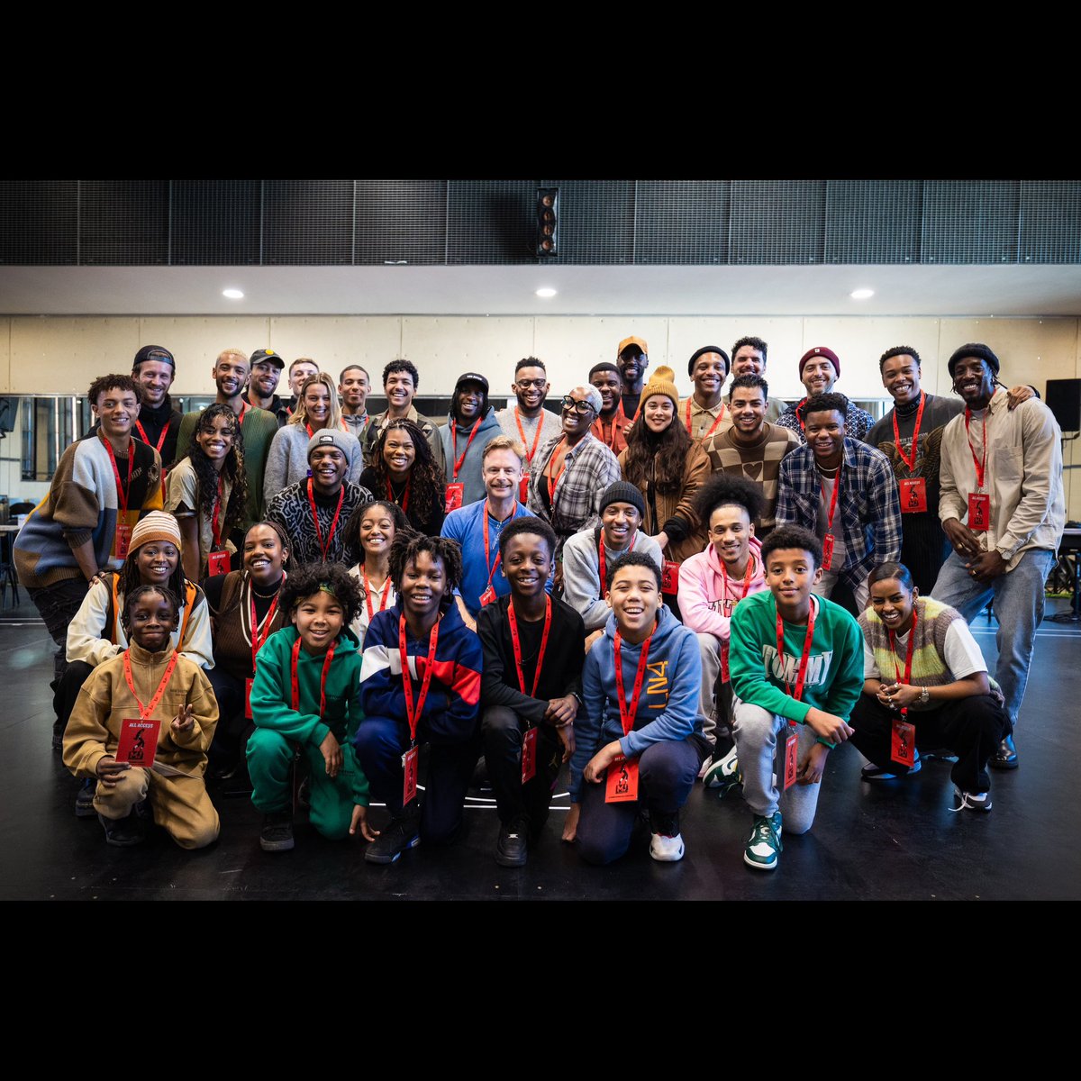 MJ the Musical UK tweet media