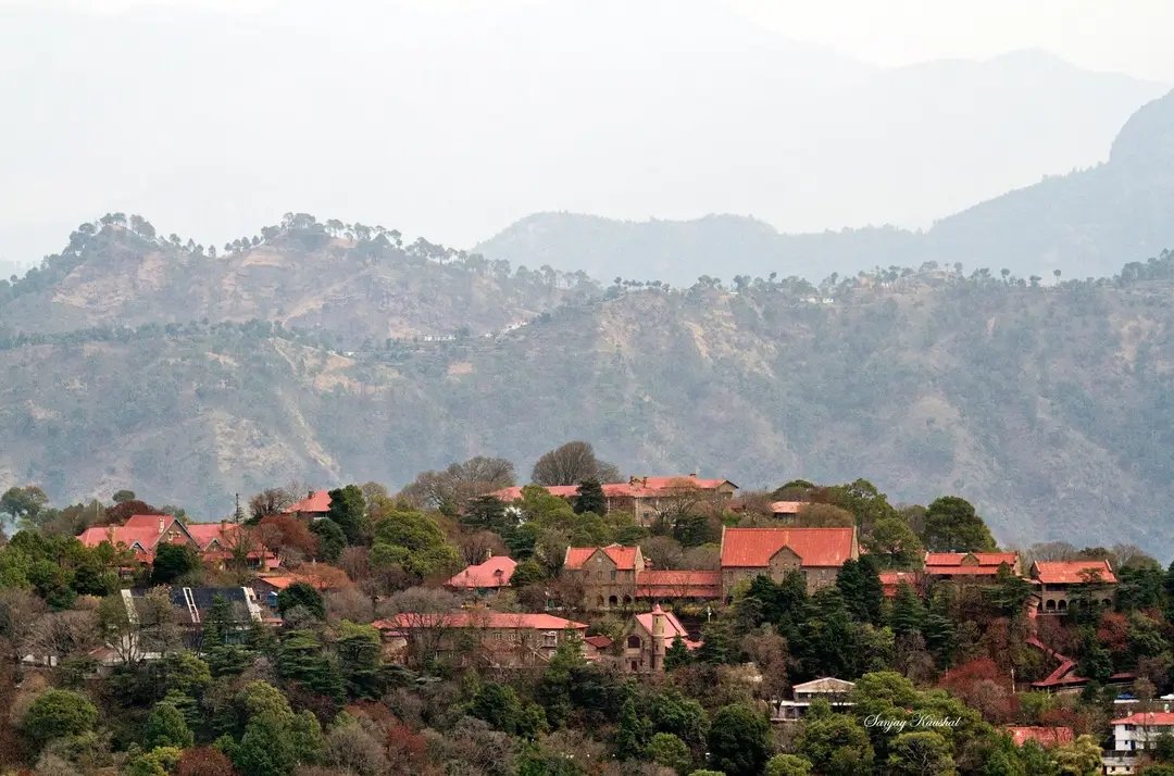 ManmohanVashis5's tweet image. 176 year&apos;s old The Lawrence School Sanawar, Kasauli