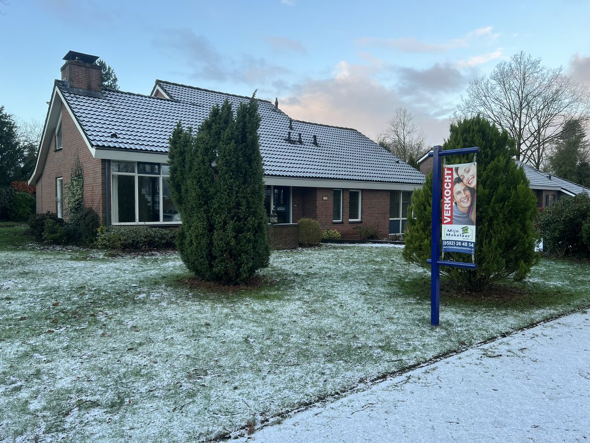 Ook deze vrijstaande woning De Beukers 1 te #Gieten is inmiddels definitief verkocht! Verkopers &amp; kopers #gefeliciteerd!

Wilt u weten wat uw woning waard is. Bel of mail ons en wij komen vrijblijvend bij u langs voor advies. 0592-264854 of meertens@mijnmakelaar.nl