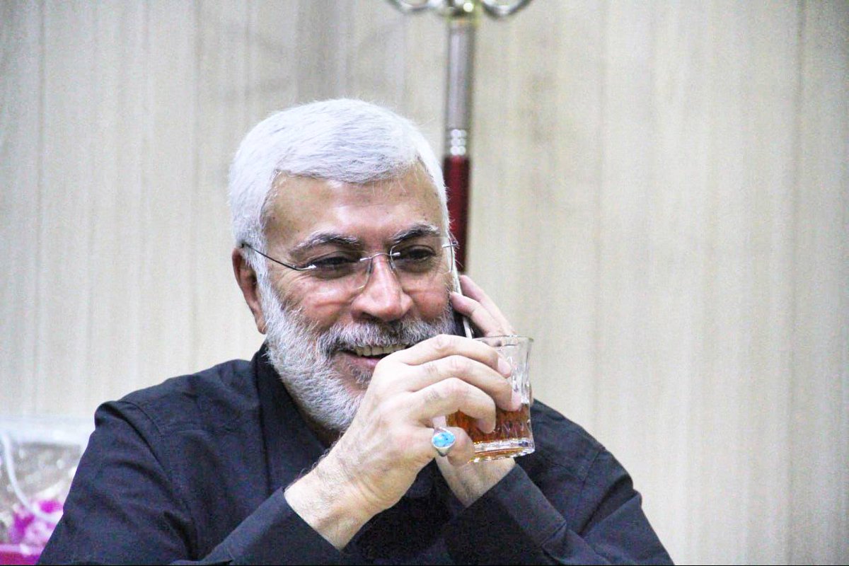 اشربوا شاي بين الشوطين ❤️😅