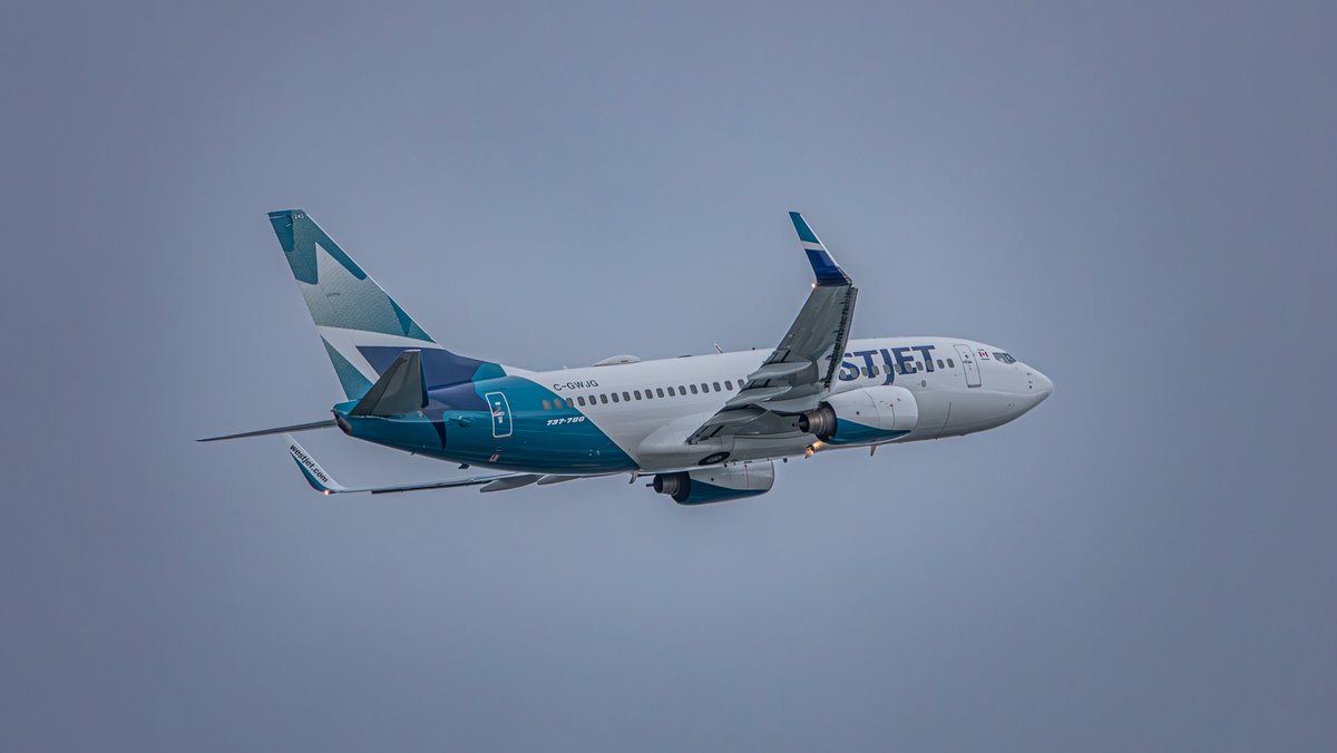 AirborneYVR's tweet photo. 🇨🇦 @WestJet Airlines
✈️ @Boeing 737-700
📄 C-GWJG
📍 @YvrAirport
.
.
#YVR #avgeek #aviation #aviationlovers #aviationphotography #aviationdaily #planespotter #planespotting #photography #boeing #airbus #westjet https://t.co/EVNmtiFlbL