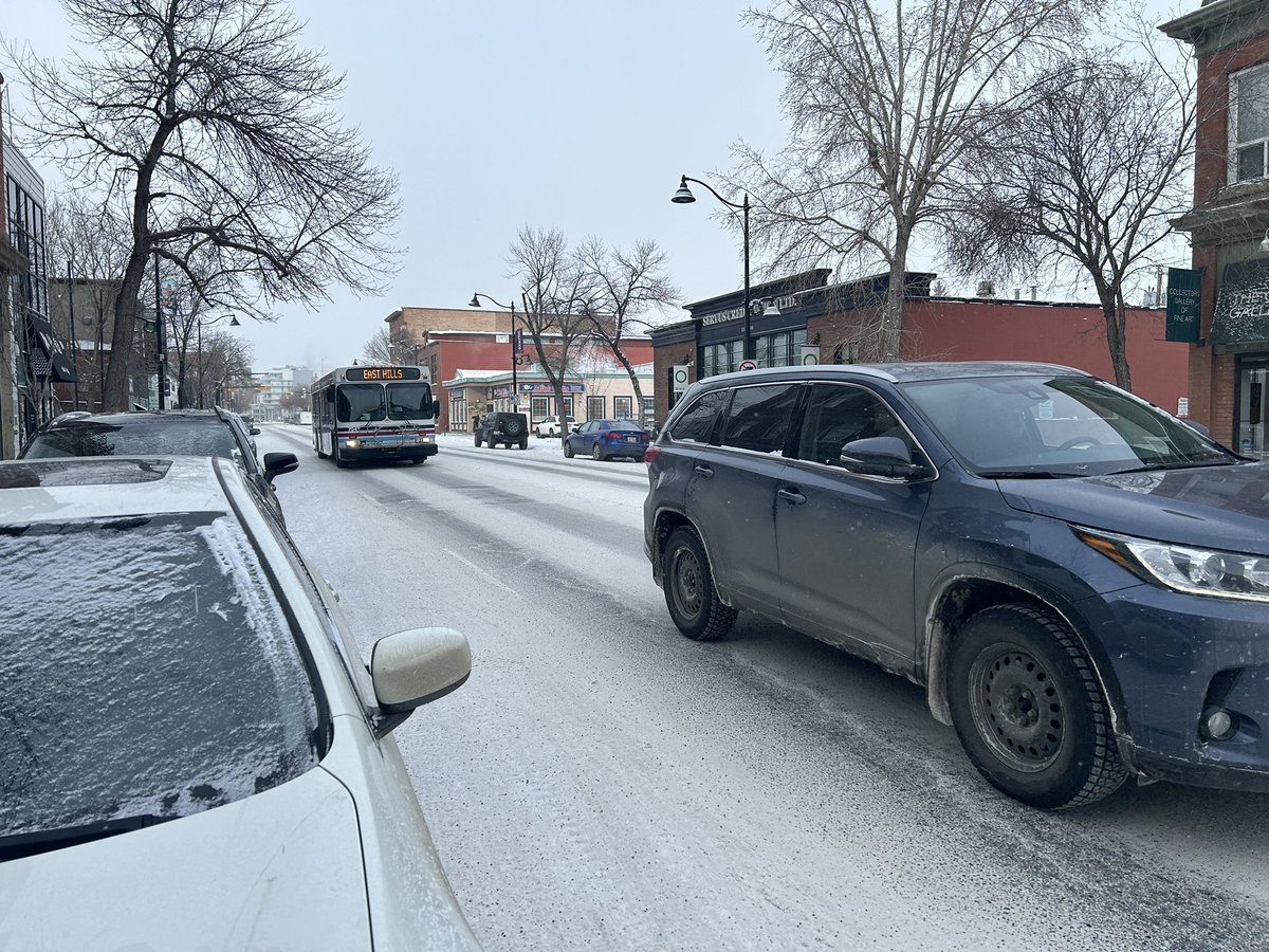 InglewoodYYC's tweet photo. Some cold shots from last week and looking forward to some less freezing days ahead. #yyc #ininglewoodyyc #coldiness #winter https://t.co/kVktyDRjjs