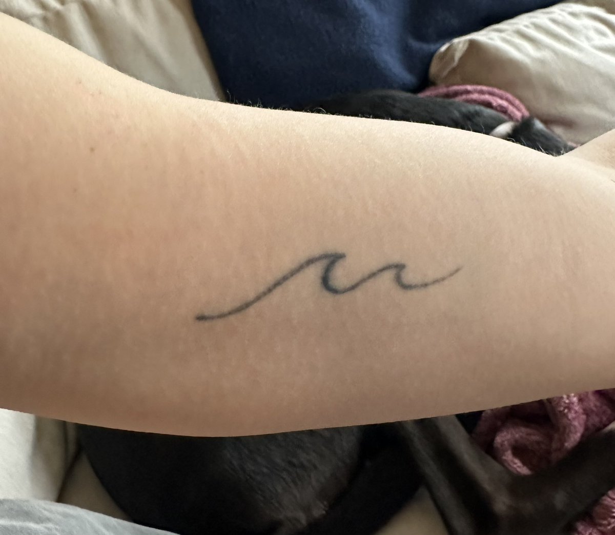callie_loml's tweet photo. Tattoo Check! ✨Post a photo of the last tattoo you got and why.
my best friend in the world passed away in college from a car accident. our families often spent christmas together, my mom helped write her obituary. not a day goes by I don’t think about ya @CodyOwenn ♥️ https://t.co/38XtwETOxy